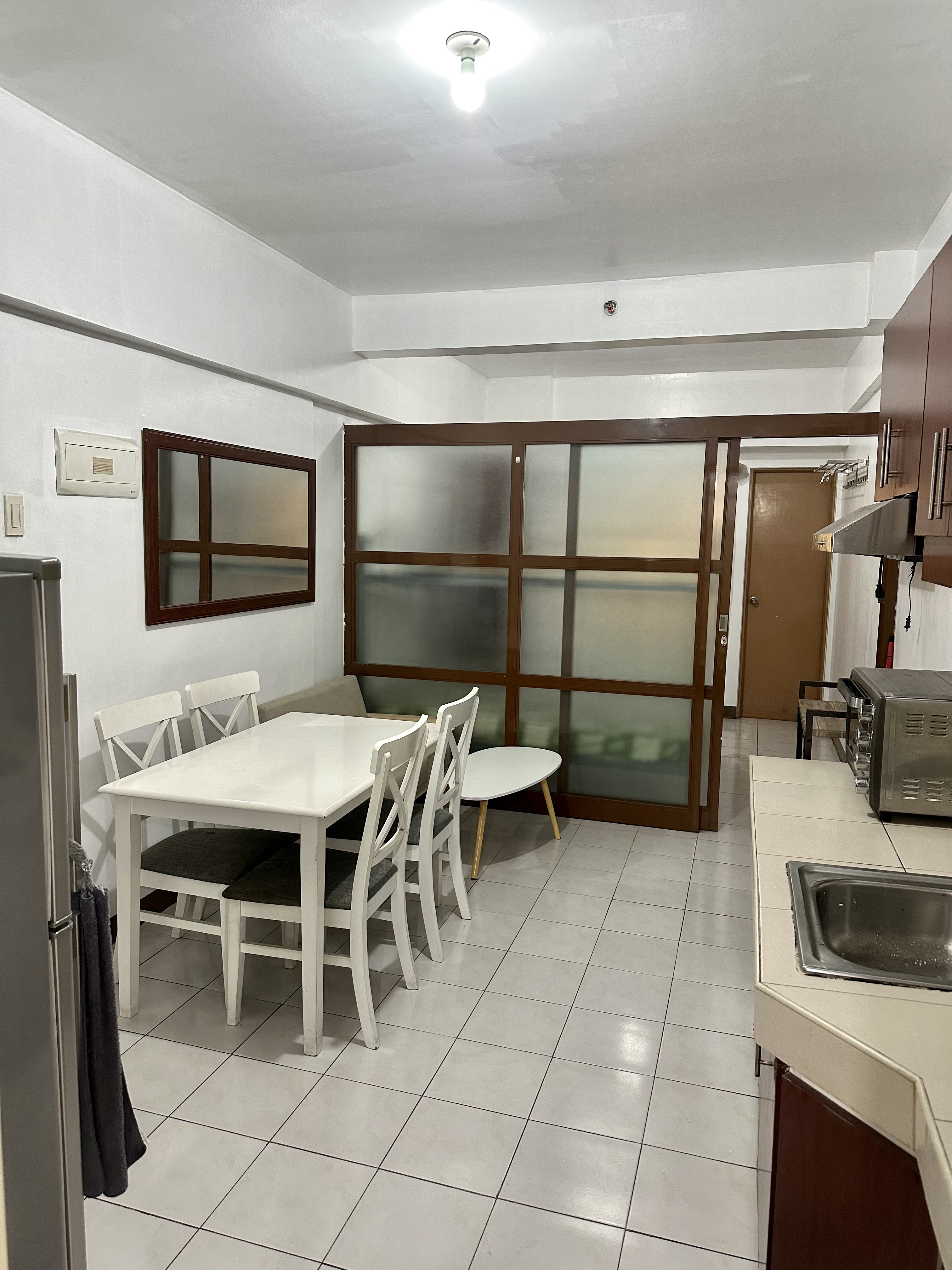 1BR Condo Unit with Balcony furnished