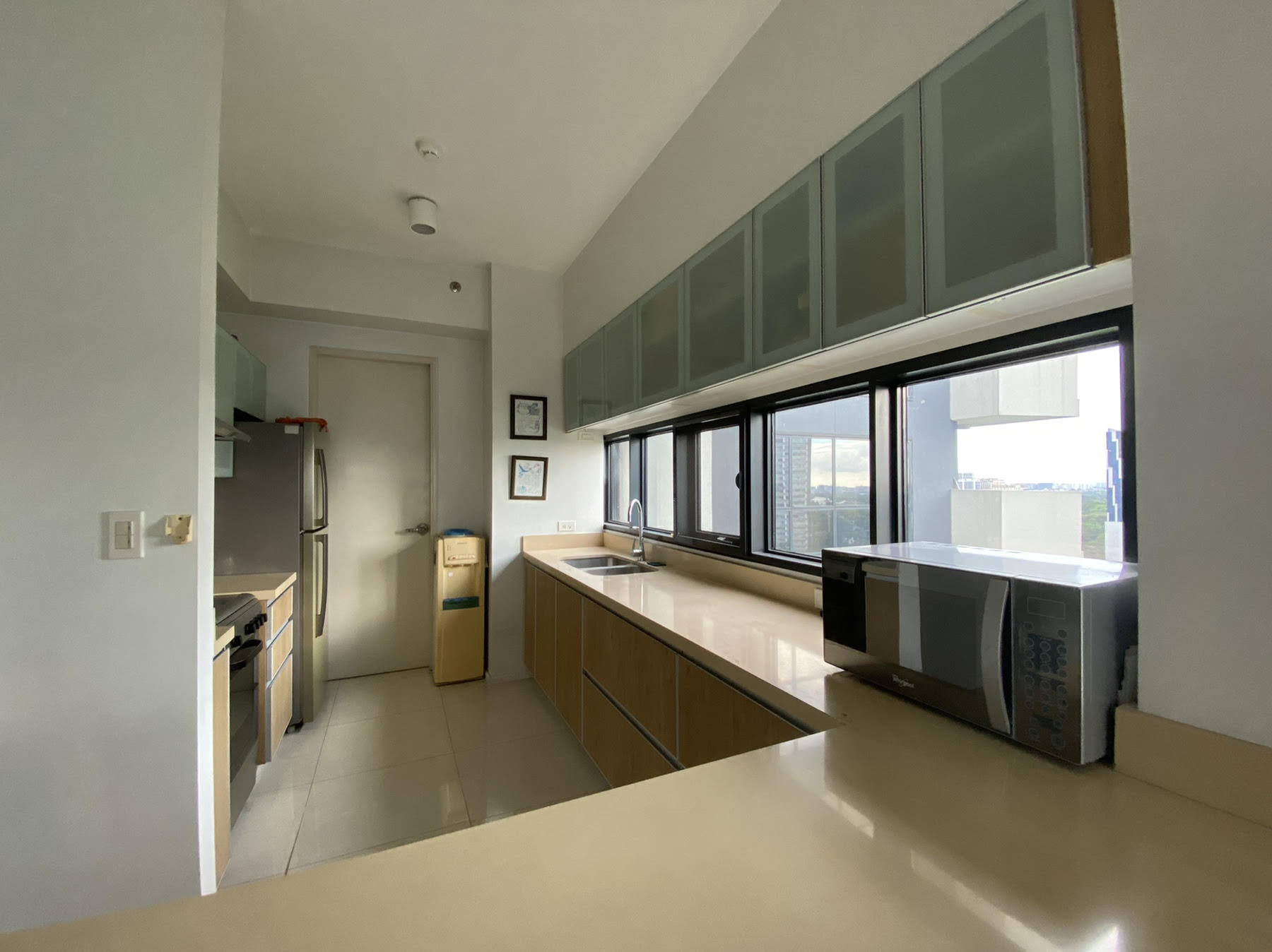 2BR for Rent in Arya Residences