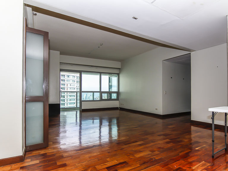 2BR for Rent in The Residences at greenbelt Laguna Tower