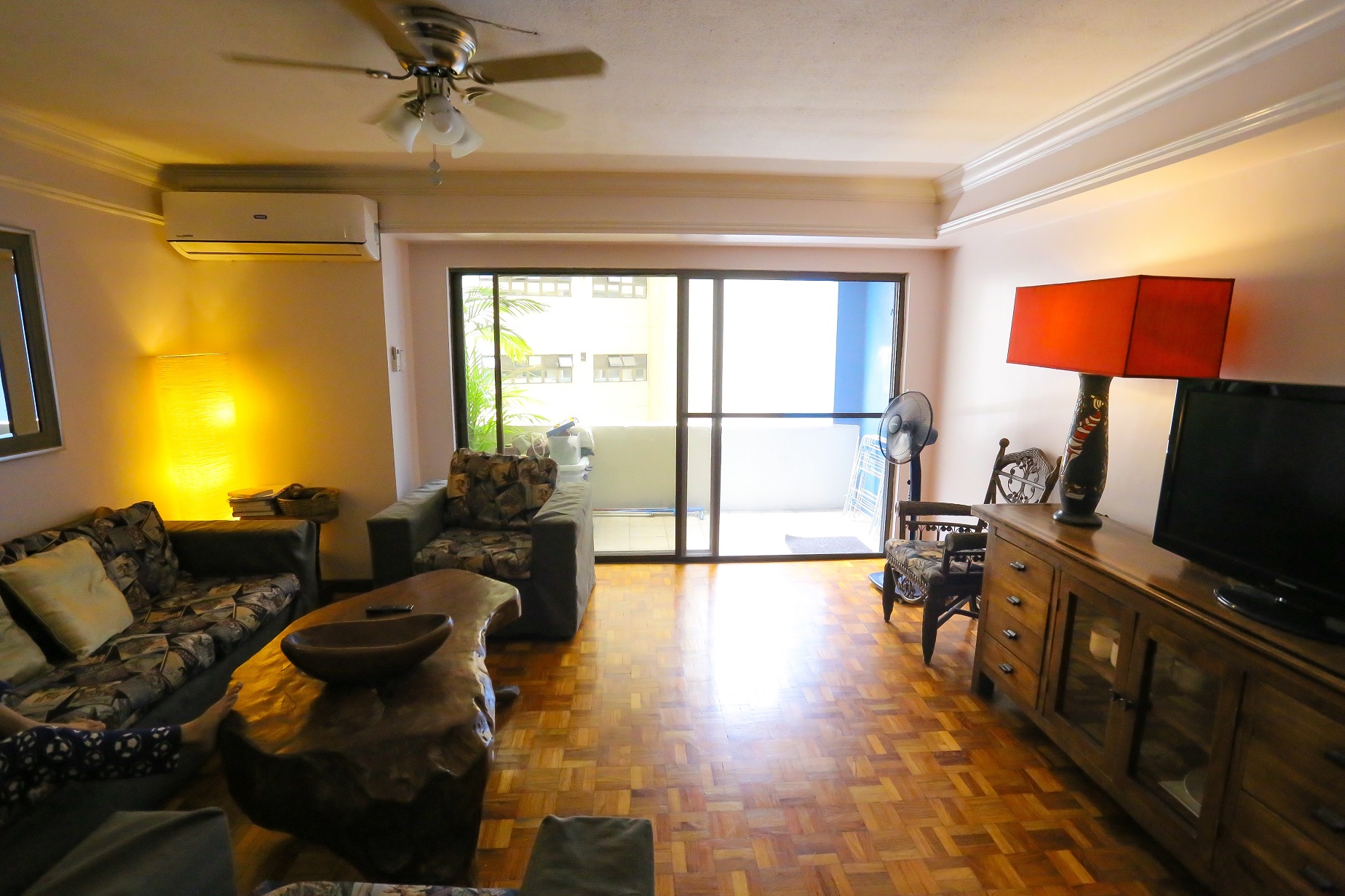 2br for Rent in Colonnade Residences