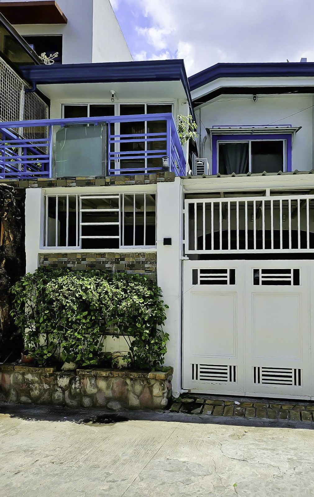 For Sale: 2 Storey House in Pasig Greenland Village, Pasig City