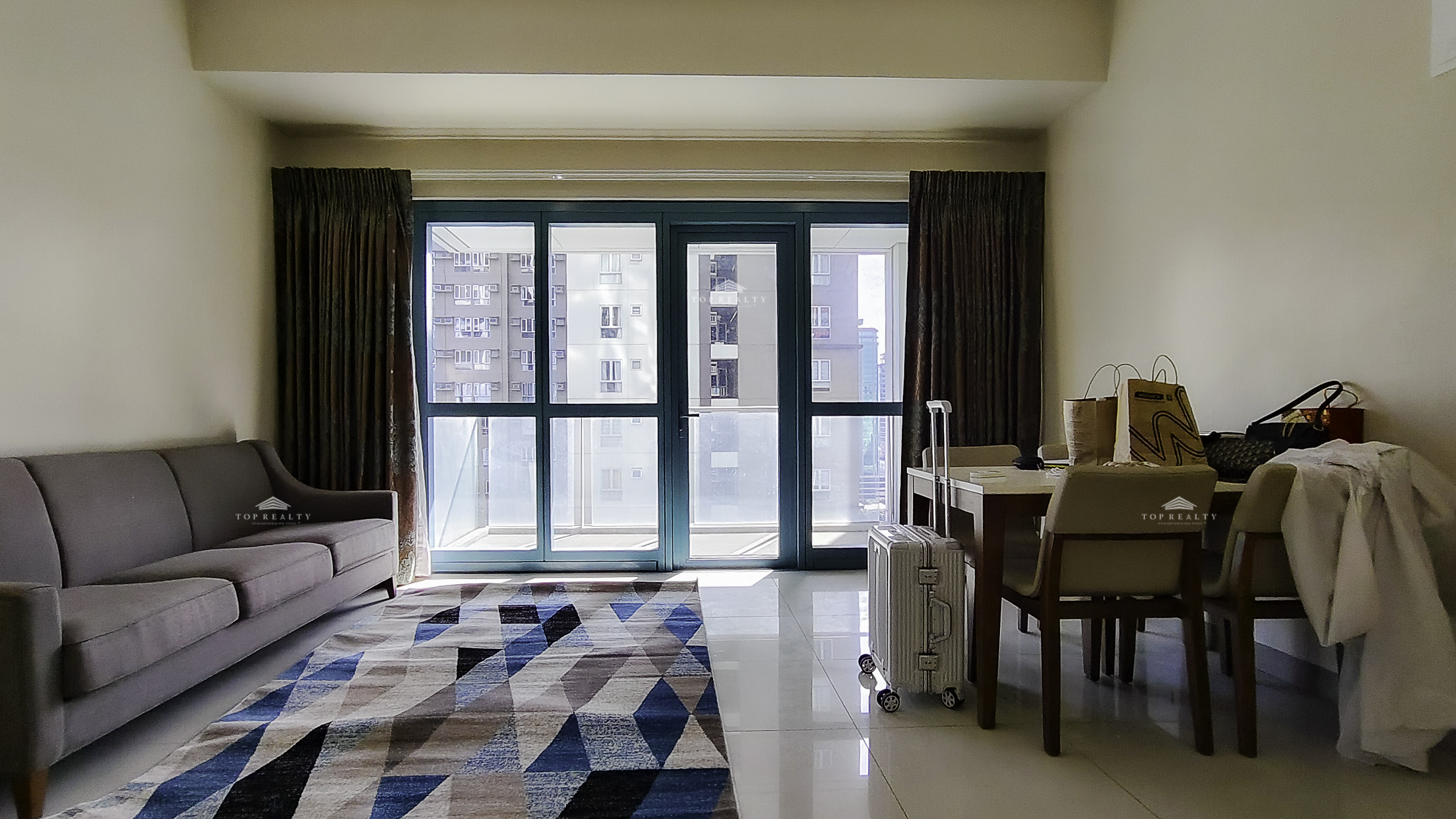 For Sale: 2BR Condo Unit in One Uptown Residences, BGC, Taguig City