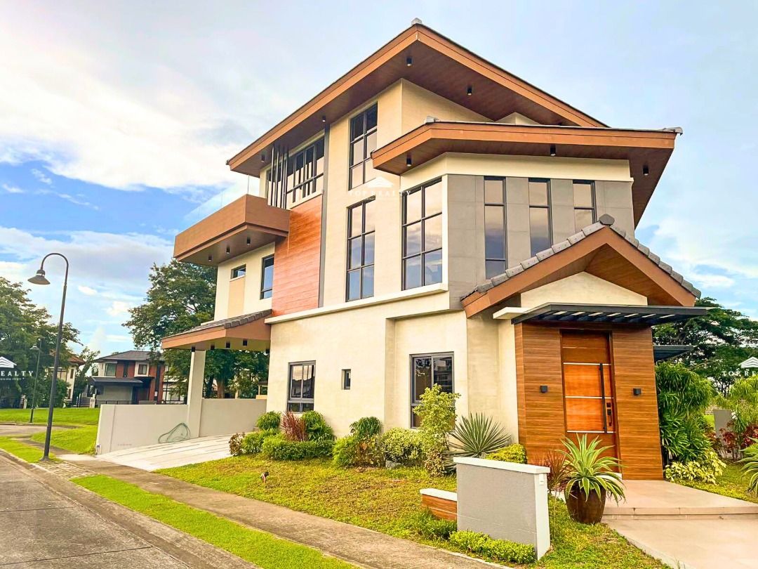 For Sale: Bali Mansions 4-Bedroom 4BR Corner House in Silang, Cavite City