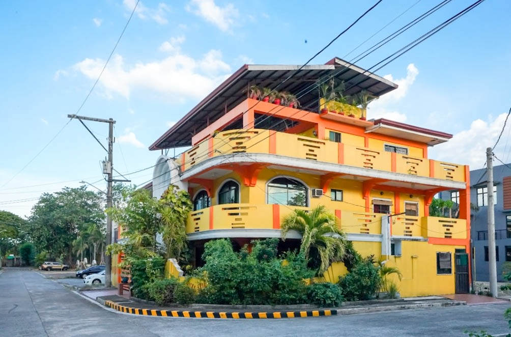 For Sale: House in Pasig at Victoria Place Subdivision