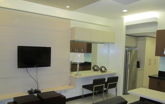 Fully Furnished Studio Unit for Rent in Two Serendra, BGC, Taguig City