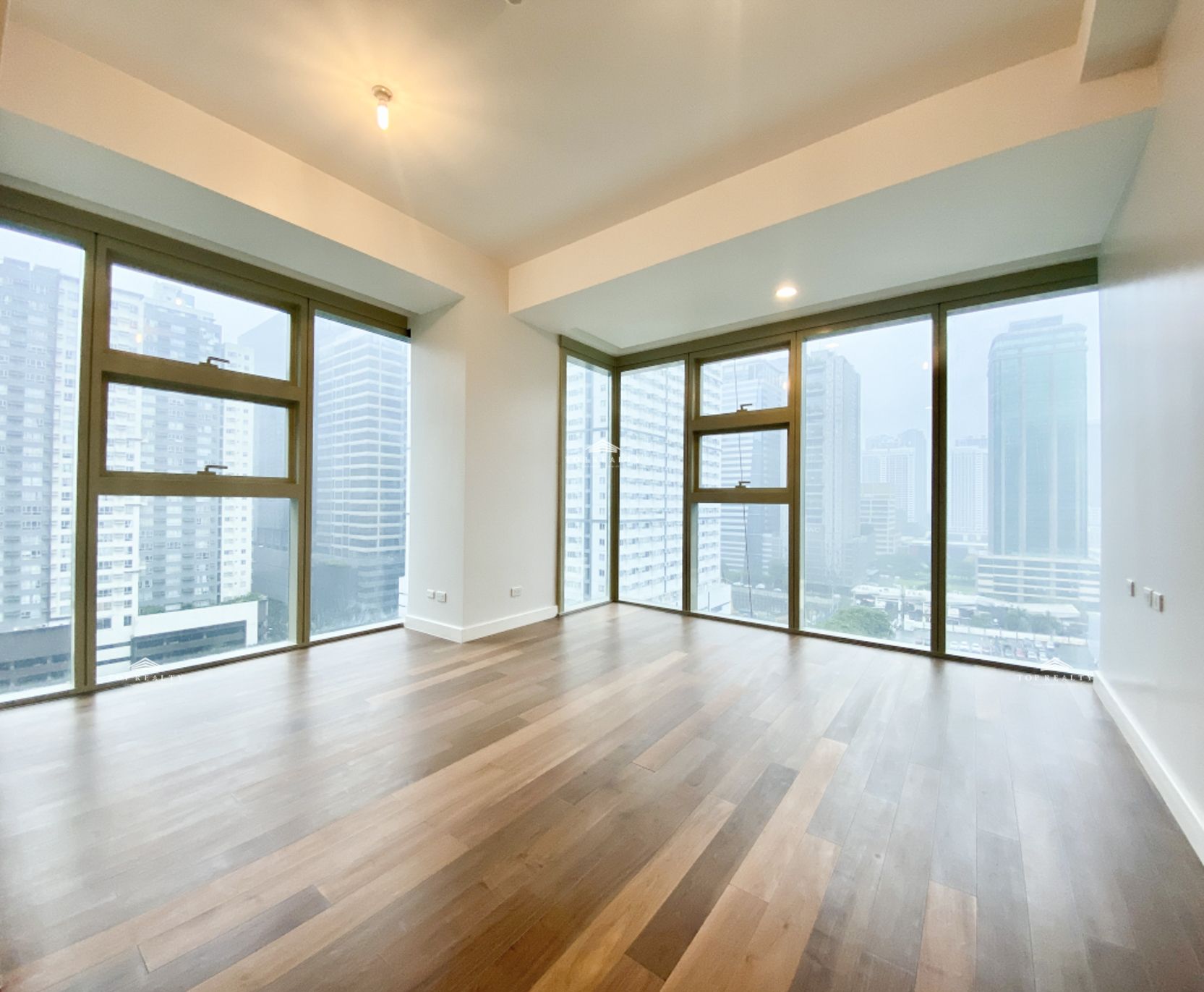 2-Bedroom Condo for Rent in Grand Hyatt Residence at BGC Taguig City