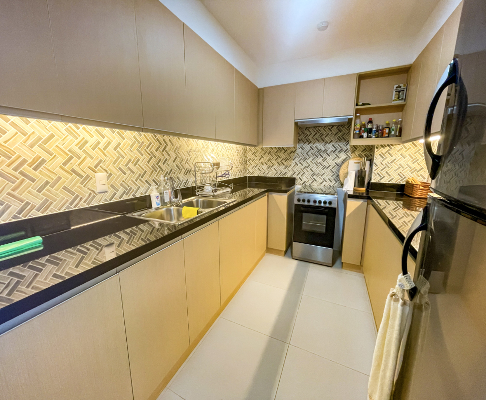 2 Bedroom Penthouse Condominium Unit for Rent at Arca South, Taguig City