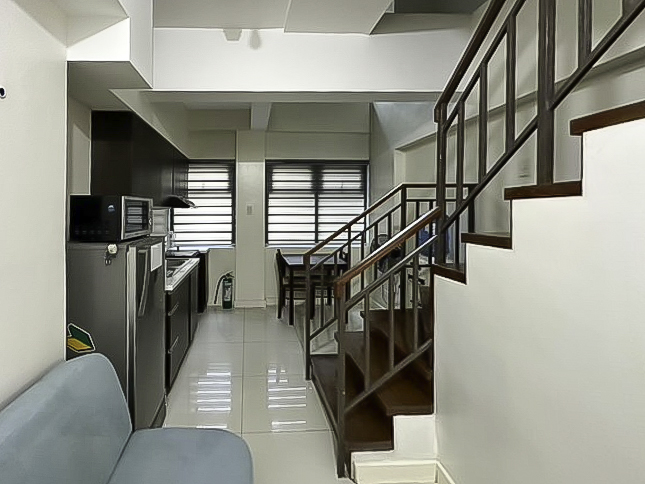 For Sale, 1 Bedroom Loft Type Condo in Eton Parkview Greenbelt, Makati