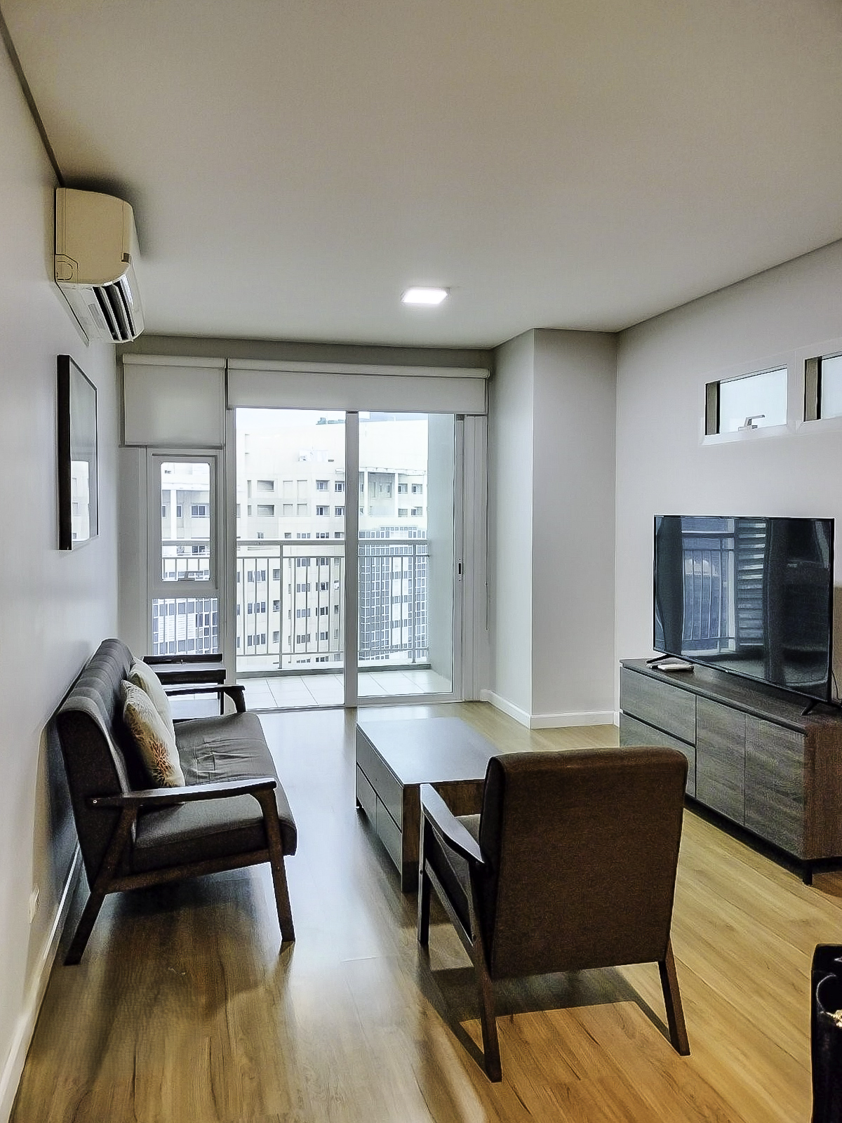 For Rent, 1 Bedroom Condo in Two Serendra, BGC, Taguig City