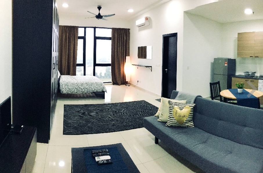 Vista Taft Furnished Studio Apartment