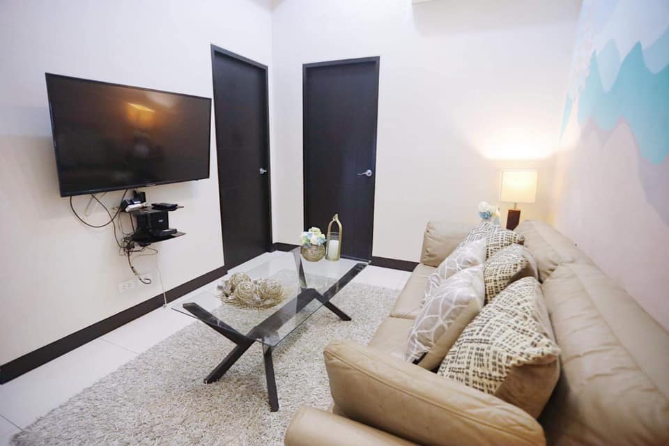 2BR IN MAKATI FOR RENT