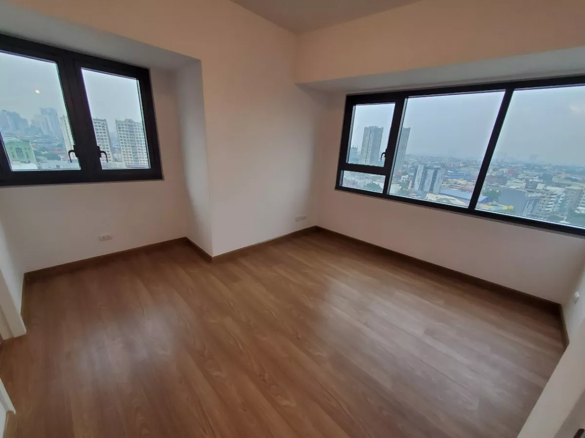 For Sale: 2BR The Rise - Makati