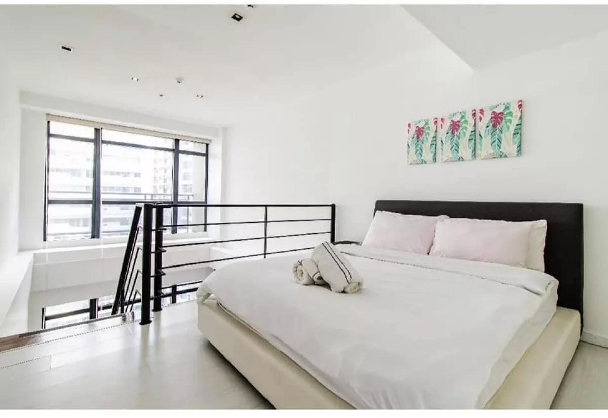 For Sale: 1BR Loft Type - Gramercy Residences, Makati