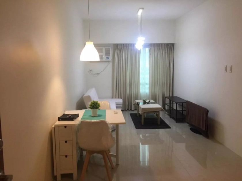 For Sale: 1BR in The Beacon, Legazpi Village, Makati