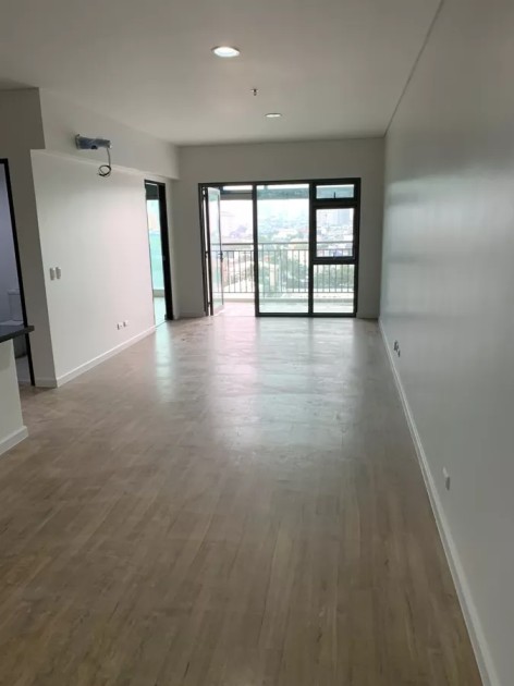 Solstice Tower: 3BR For Sale