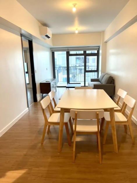 Solstice Tower: 1BR For Sale