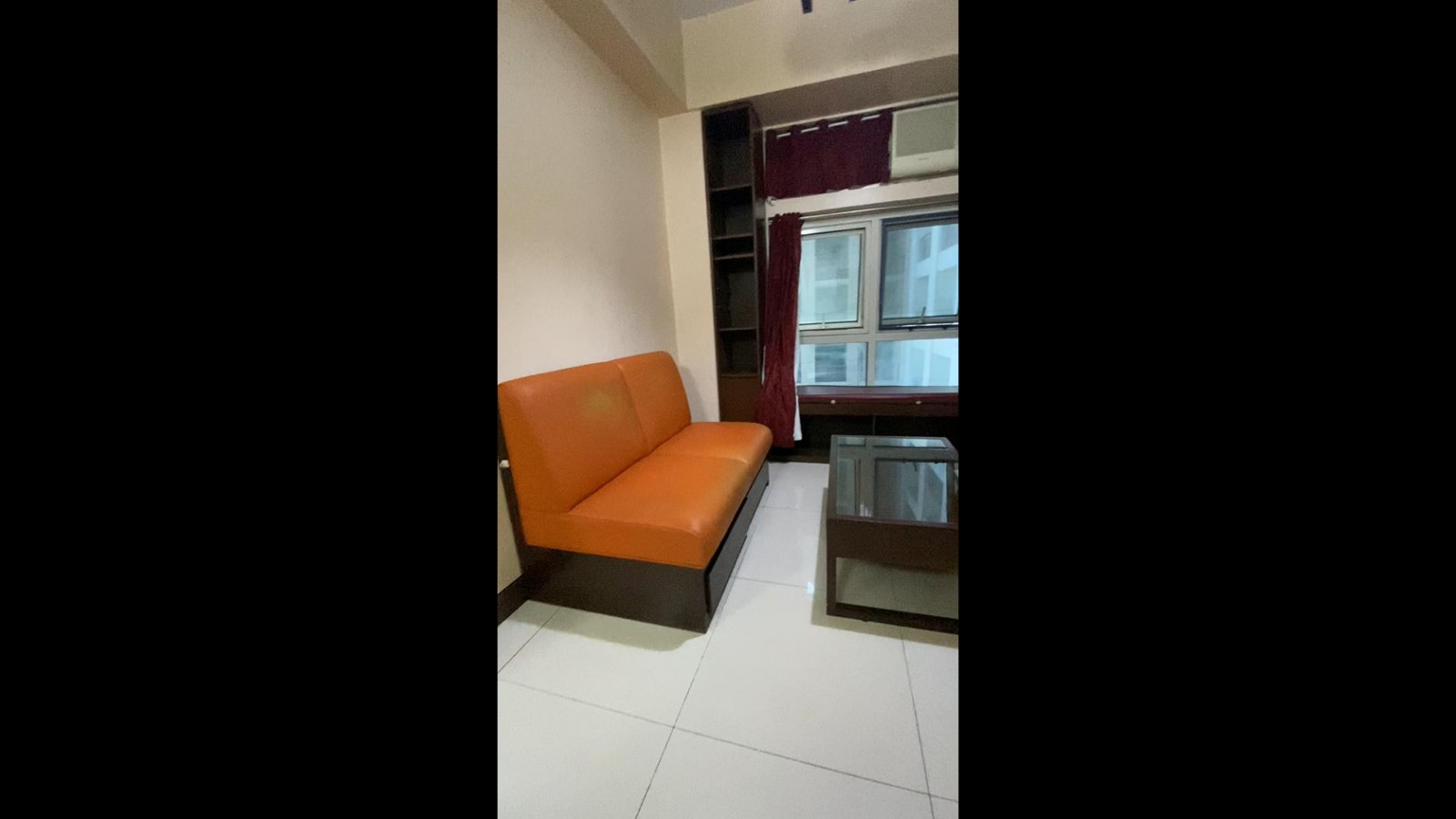 1BR WITH PARKING IN QC FOR SALE