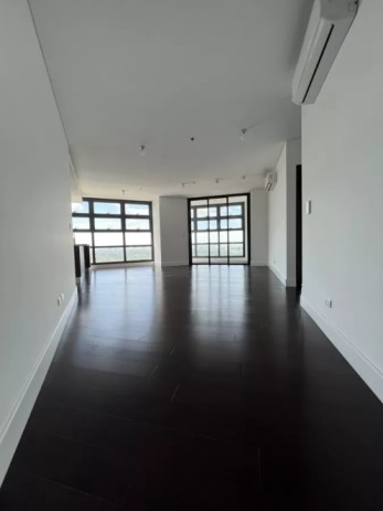 For Sale: 2 BR at Garden Tower, Makati City