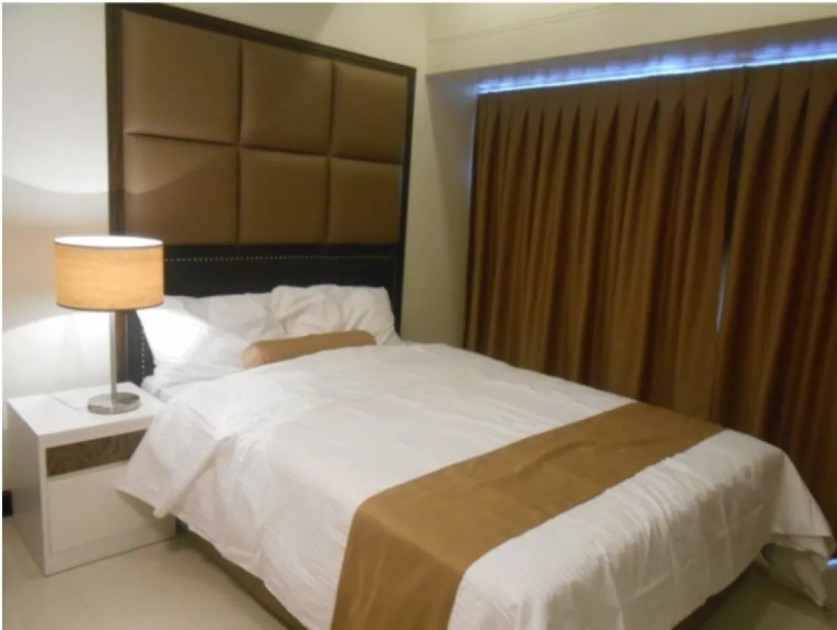 For Sale: Studio unit in One Central Megaworld at Makati City