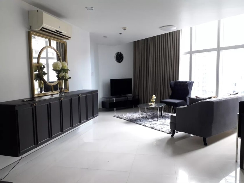 Condominium For Sale Rush: 2-BR Unit at One Central Place in Bel-Air, Makati