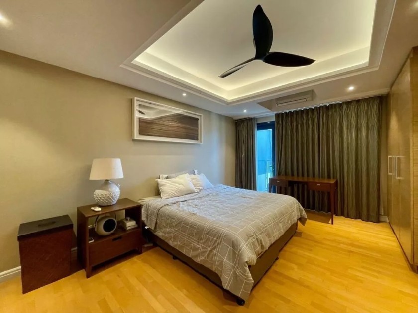 For Sale 2 Bedroom Loft in One Rockwell Makati