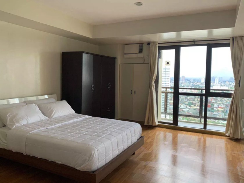 Grand Soho | 2 Bedroom Unit for Sale in H.V. Dela Costa, Makati