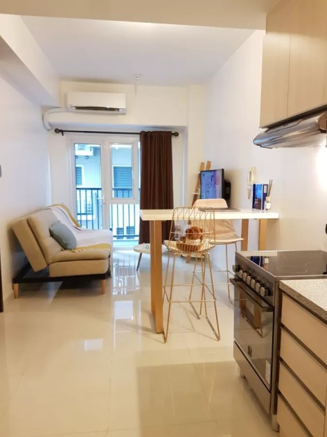1 Bedroom Unit in Signa Designer Residences, Salcedo Village Makati