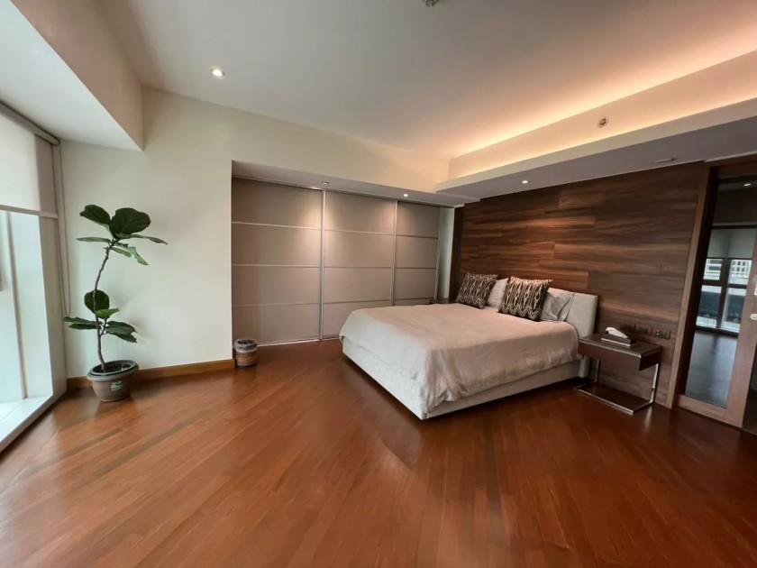 3 Bedroom Condominium Unit For Sale Located In Fraser Place, Salcedo, Makati