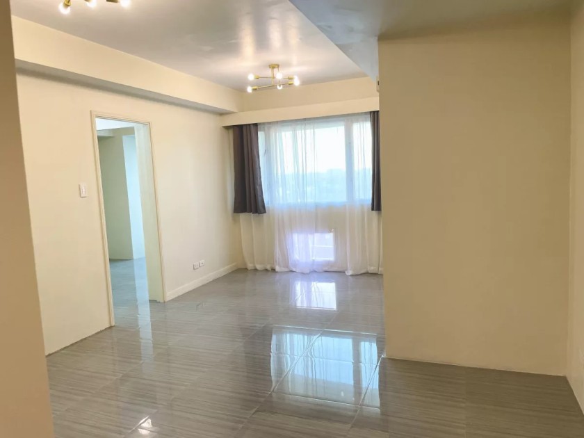 For Sale: 1 Bedroom w/ Parking at Oriental Garden - Makati