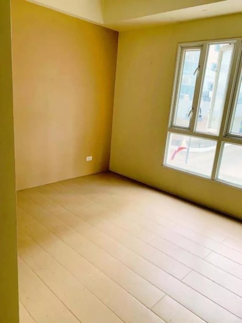1 bedroom unit for sale in newport boulevard pasay city