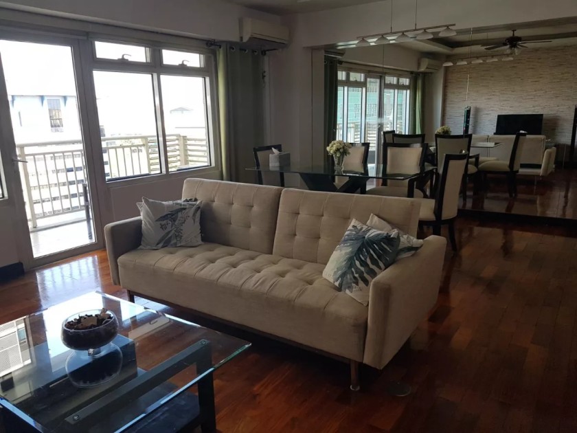 One Serendra Furnished 2BR for Sale