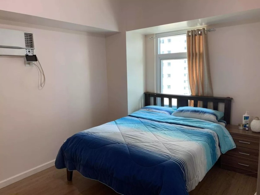 1BR Condo For Sale In BGC Taguig - Two Serendra Meranti