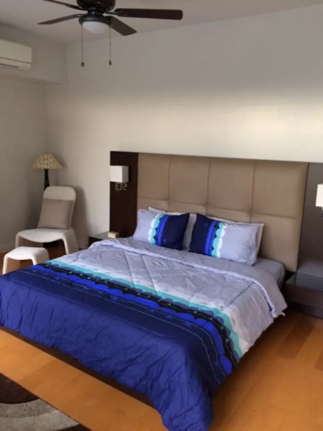For Sale: 3 Bedroom Unit in The Beaufort, Fort Bonifacio, Taguig City