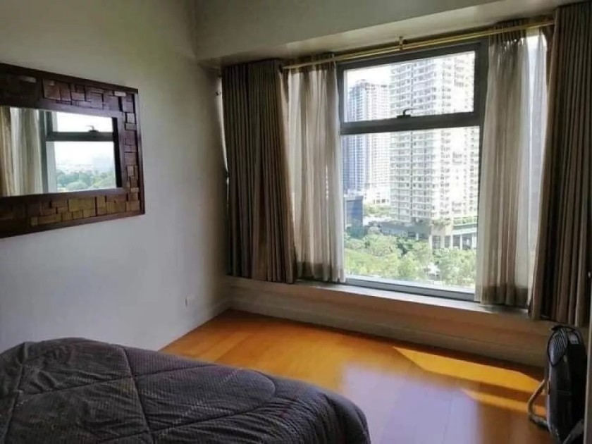 Fully Furnished 1 Bedroom Condo for Sale | The Beaufort Condo BGC Taguig City