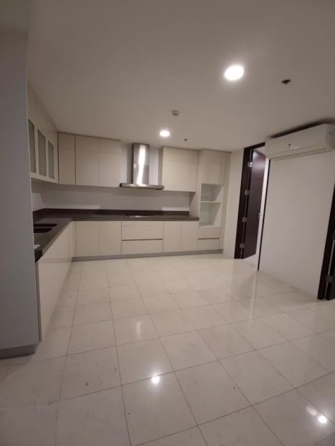 For Sale! Semi-Furnished 3 Bedroom at UPH East Tower, The Beaufort, BGC