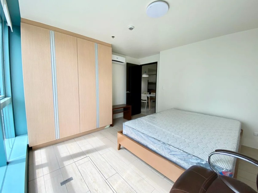 For Sale, One Uptown Residences Fully Furnished 2 Bedroom Condo in BGC