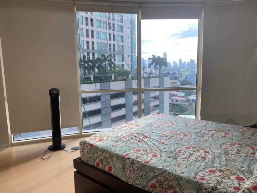 2 Bedrooms 1Parking Unit 9 A Rush For Sale Condo Central Parkwest Taguig City BGC