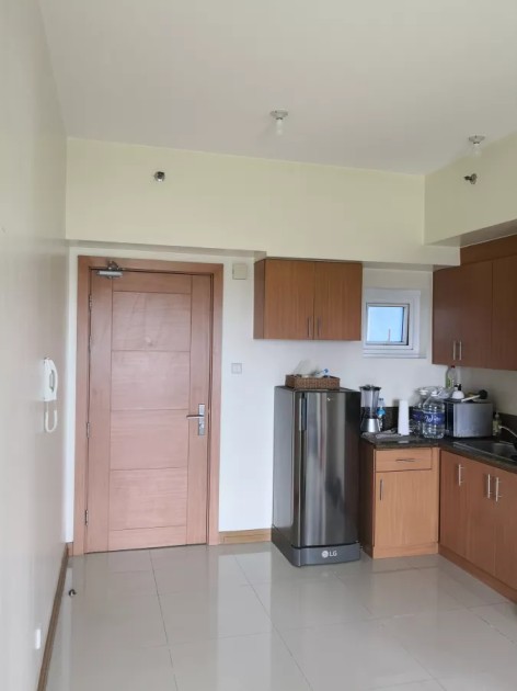 Trion Towers Condo, 1 bedroom for sale