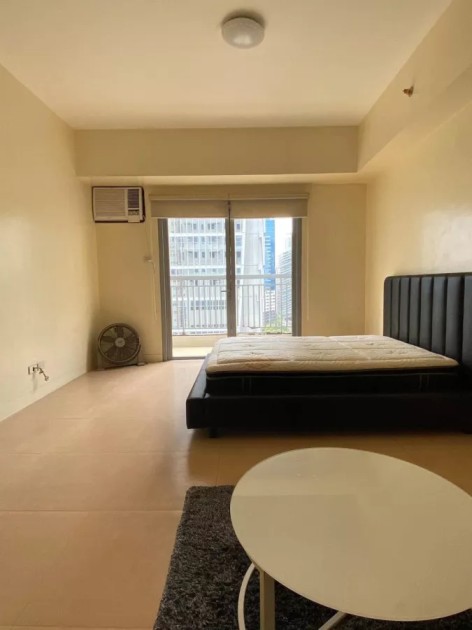 For Sale Studio Unit at The Infinity Tower, BGC, Taguig City