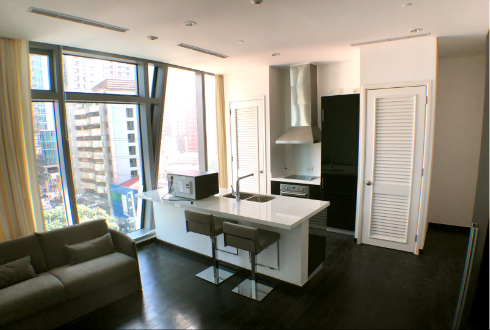 Fully Furnished Studio Unit in Trump Tower for Lease