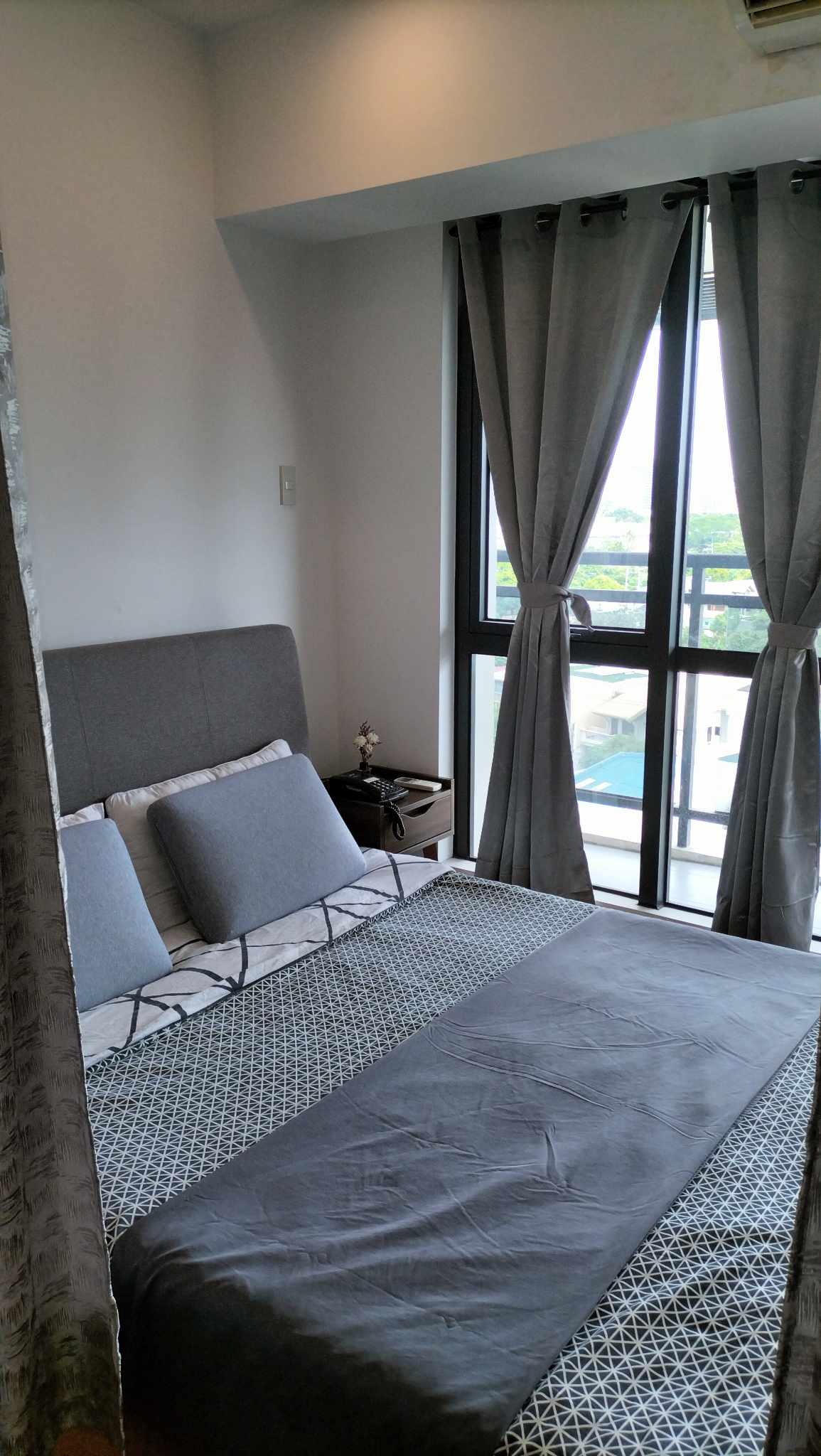 Fully Furnished 1 Bedroom Unit with Balcony in Milano Residences for Rent