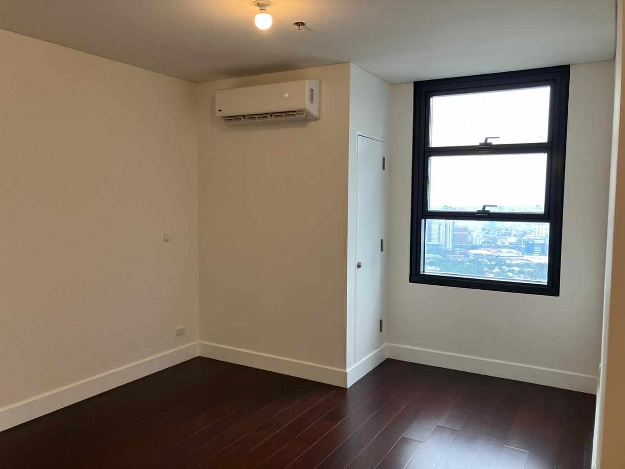 Semi-Furnished 2 Bedroom Unit with Parking in Garden Tower for Rent