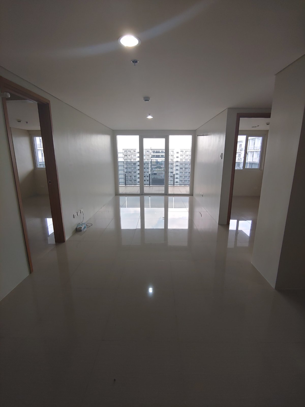 FOR SALE: 2BR Penthouse Unit at Shell Residences