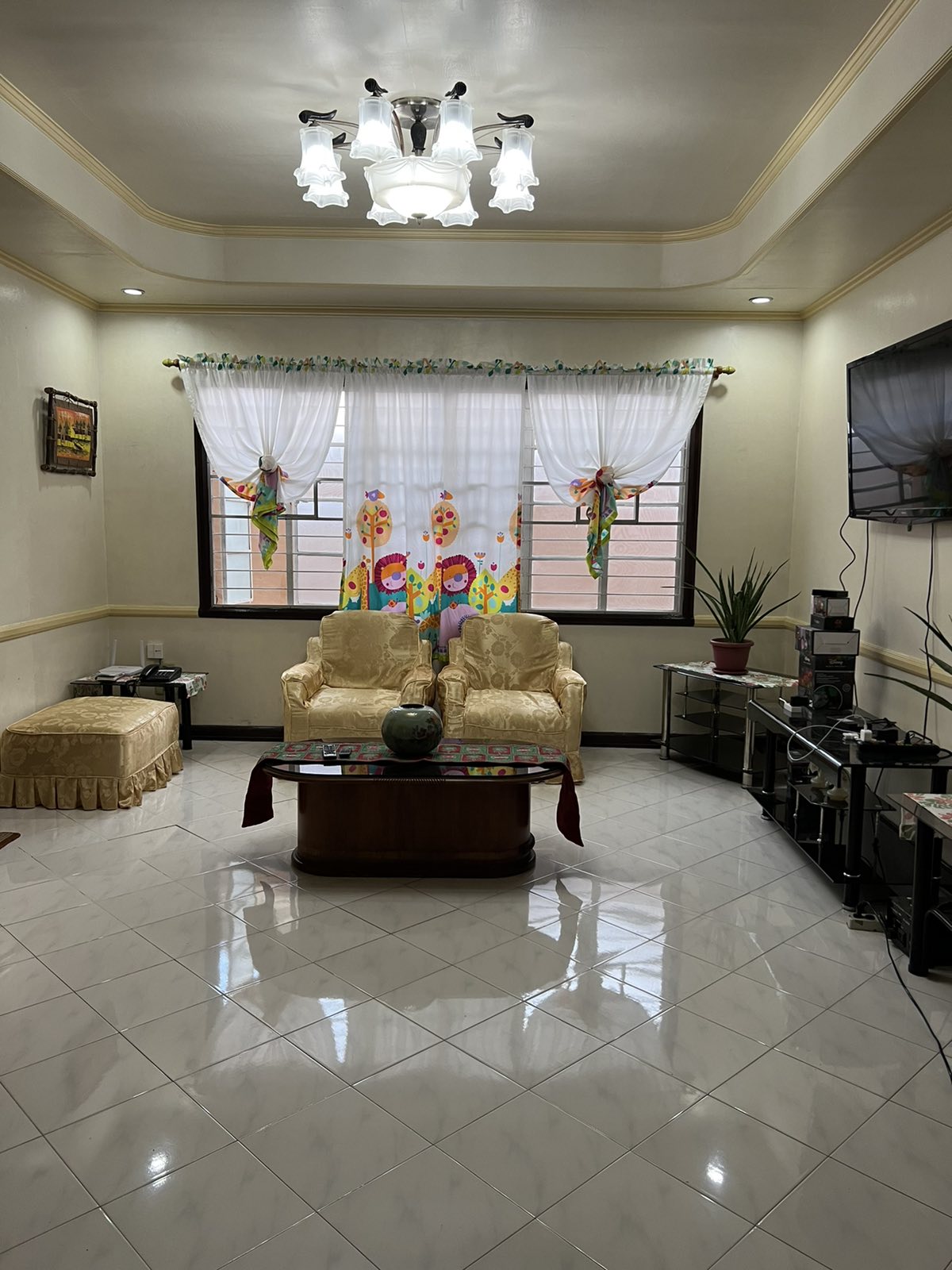 FOR SALE: 3Bedroom HOUSE AND LOT in Josephine Village Cavite