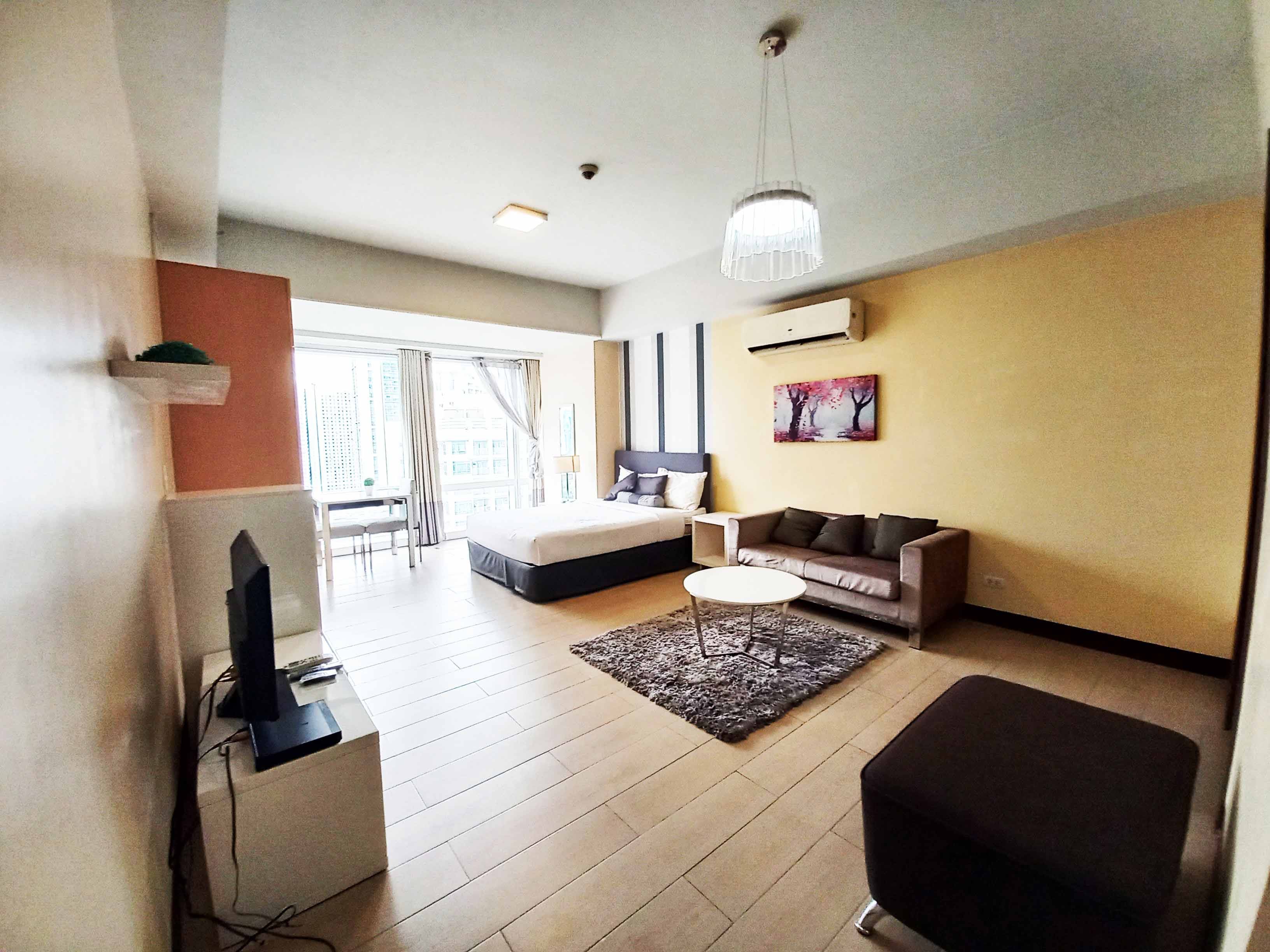 FOR RENT STUDIO UNIT AT TWO CENTRAL MAKATI