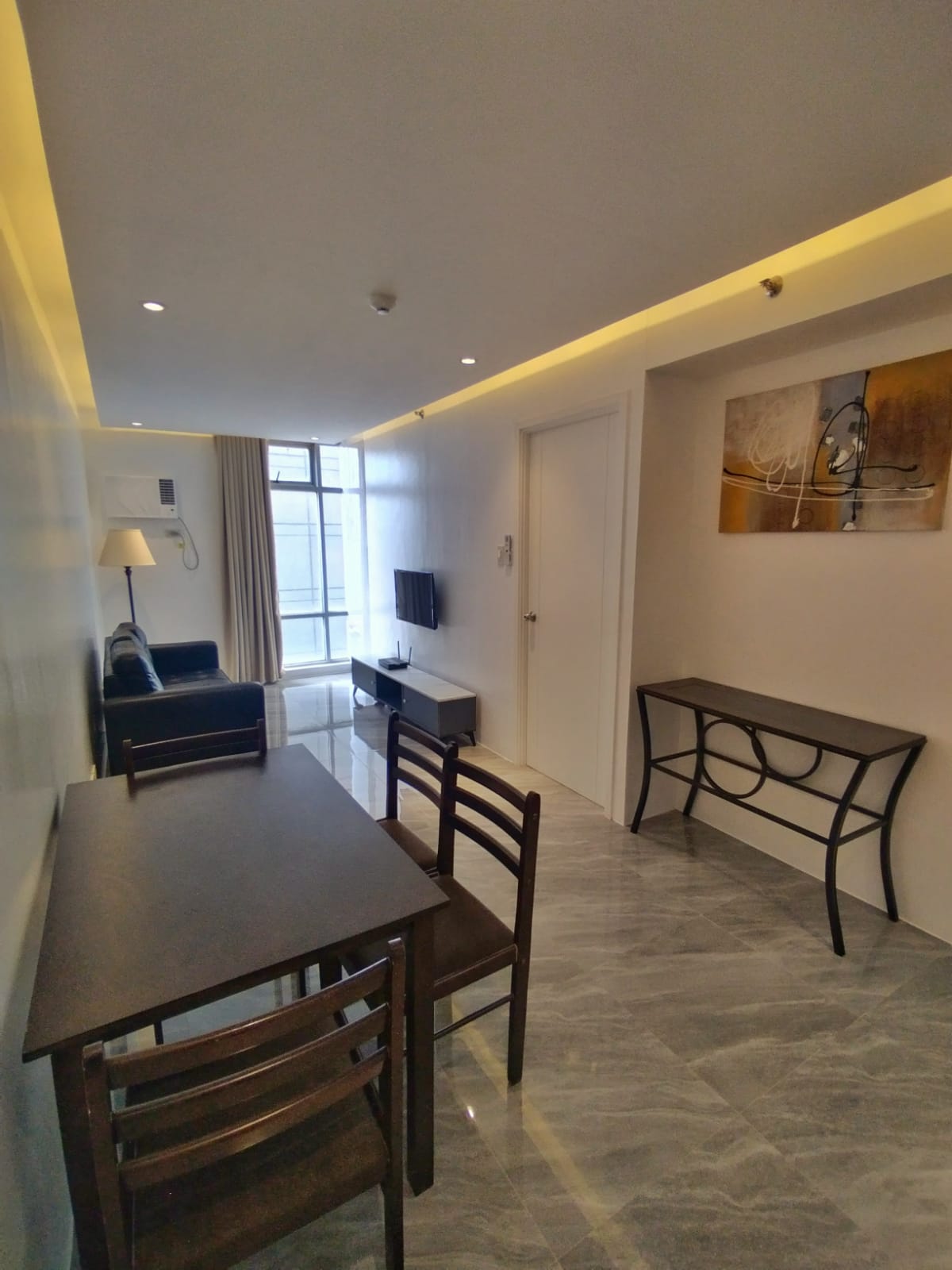 FOR SALE: 1 BEDROOM UNIT AT A VENUE RESIDENCES MAKATI