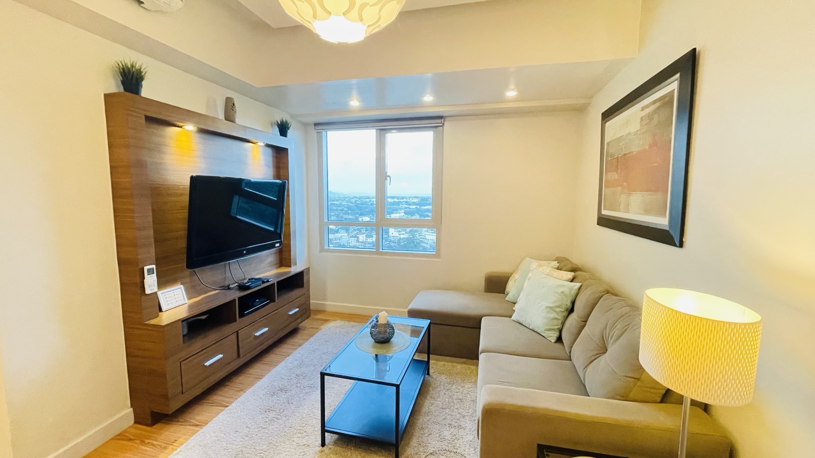FOR SALE 2BR UNIT AT THE GROVE BY ROCKWELL PASIG