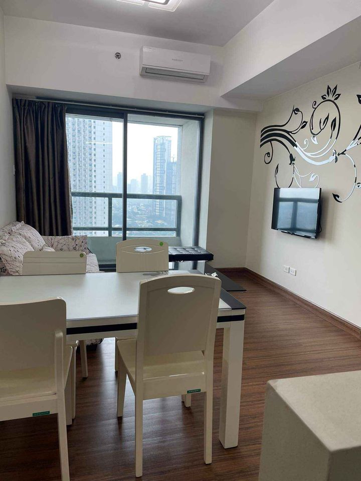 FOR RENT 2BR UNIT AT SHANG SALCEDO PLACE MAKATI