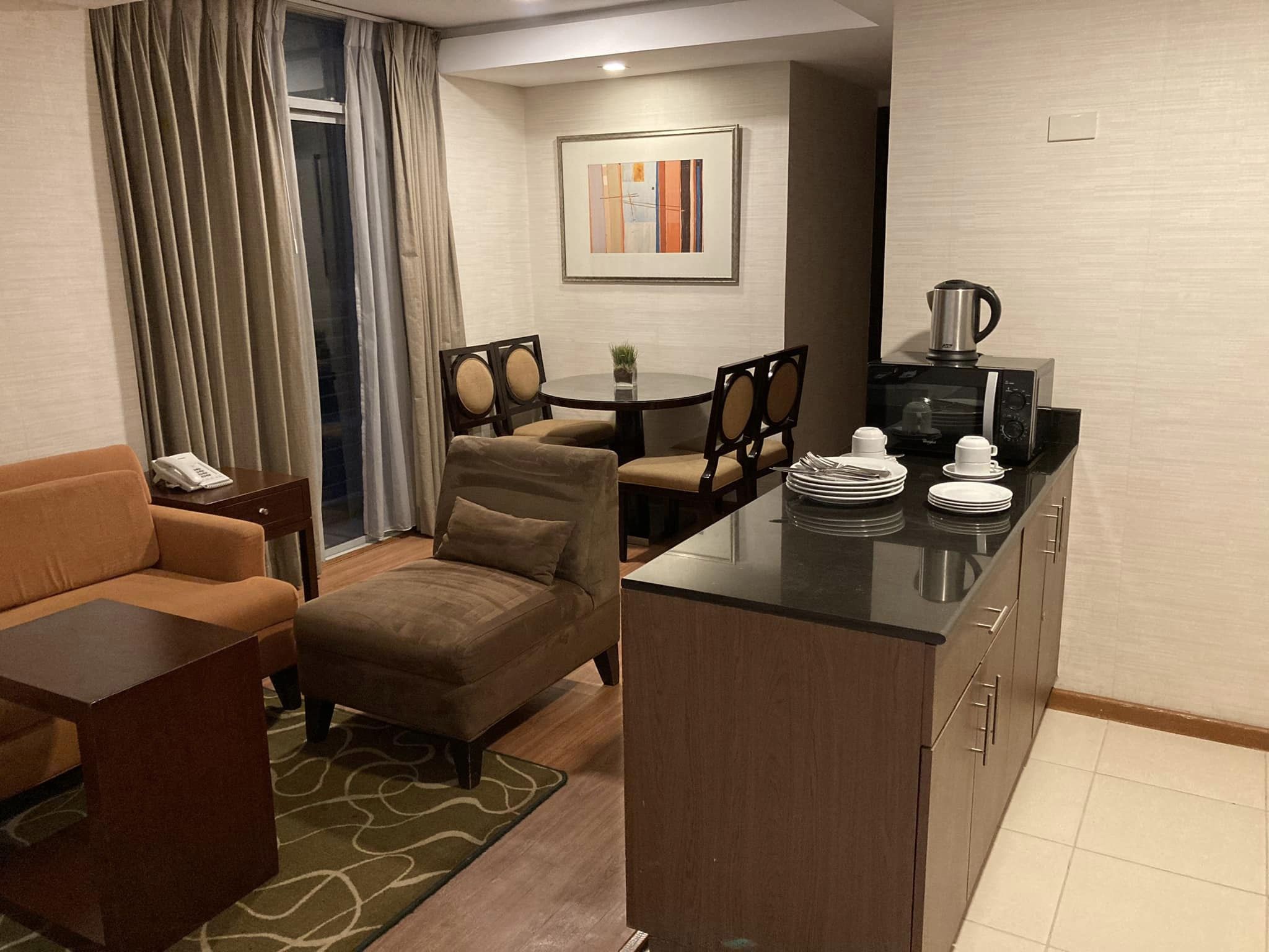 FOR RENT 2BR UNIT AT A.VENUE RESIDENCES MAKATI