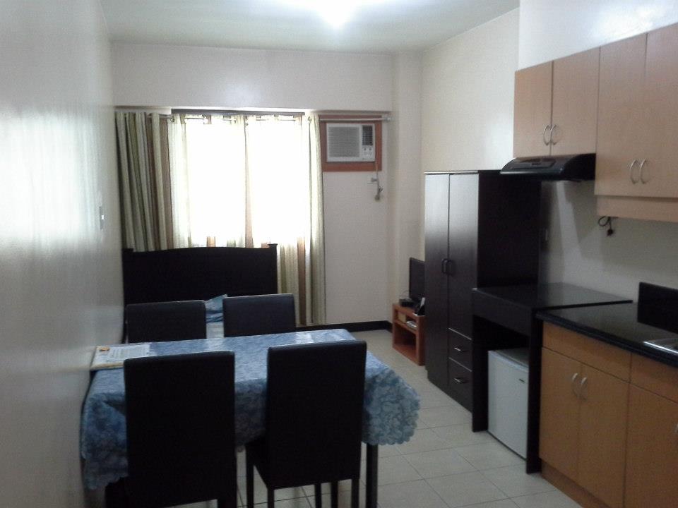 FOR SALE STUDIO UNIT AT CYPRESS TOWERS TAGUIG